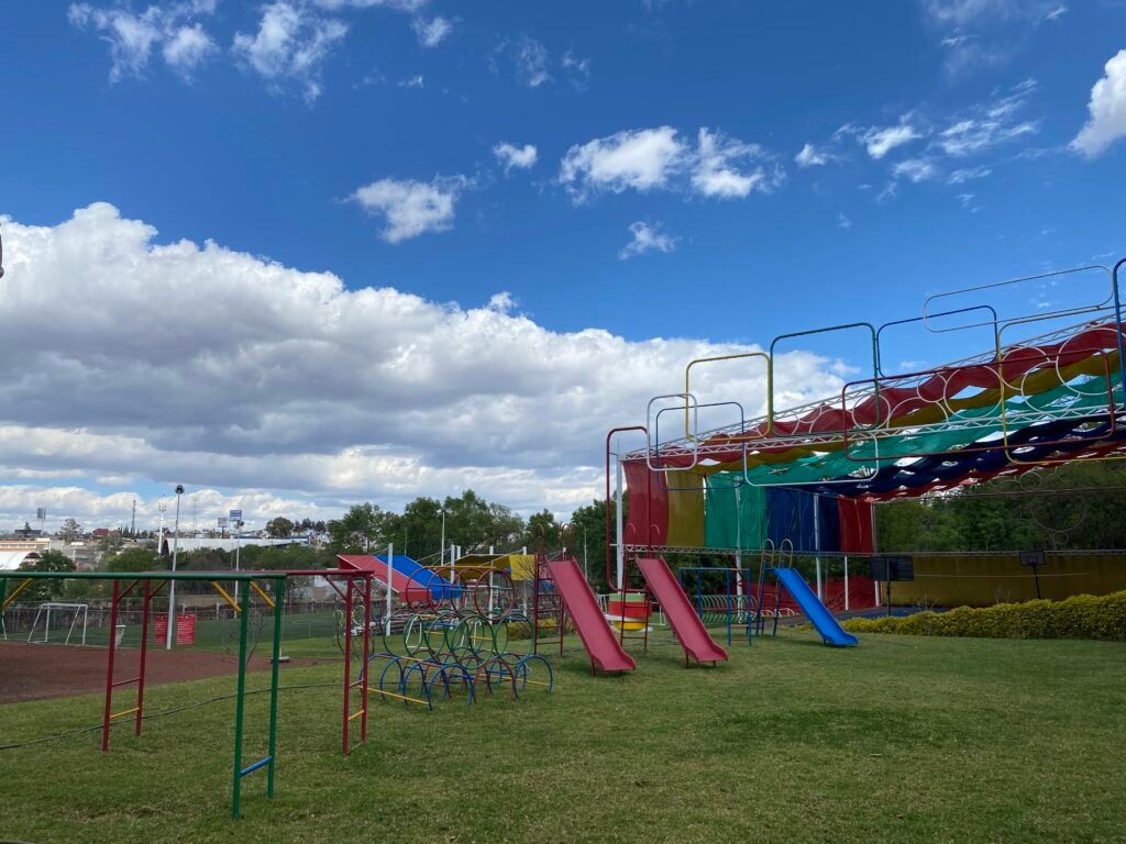 PLAY GROUND